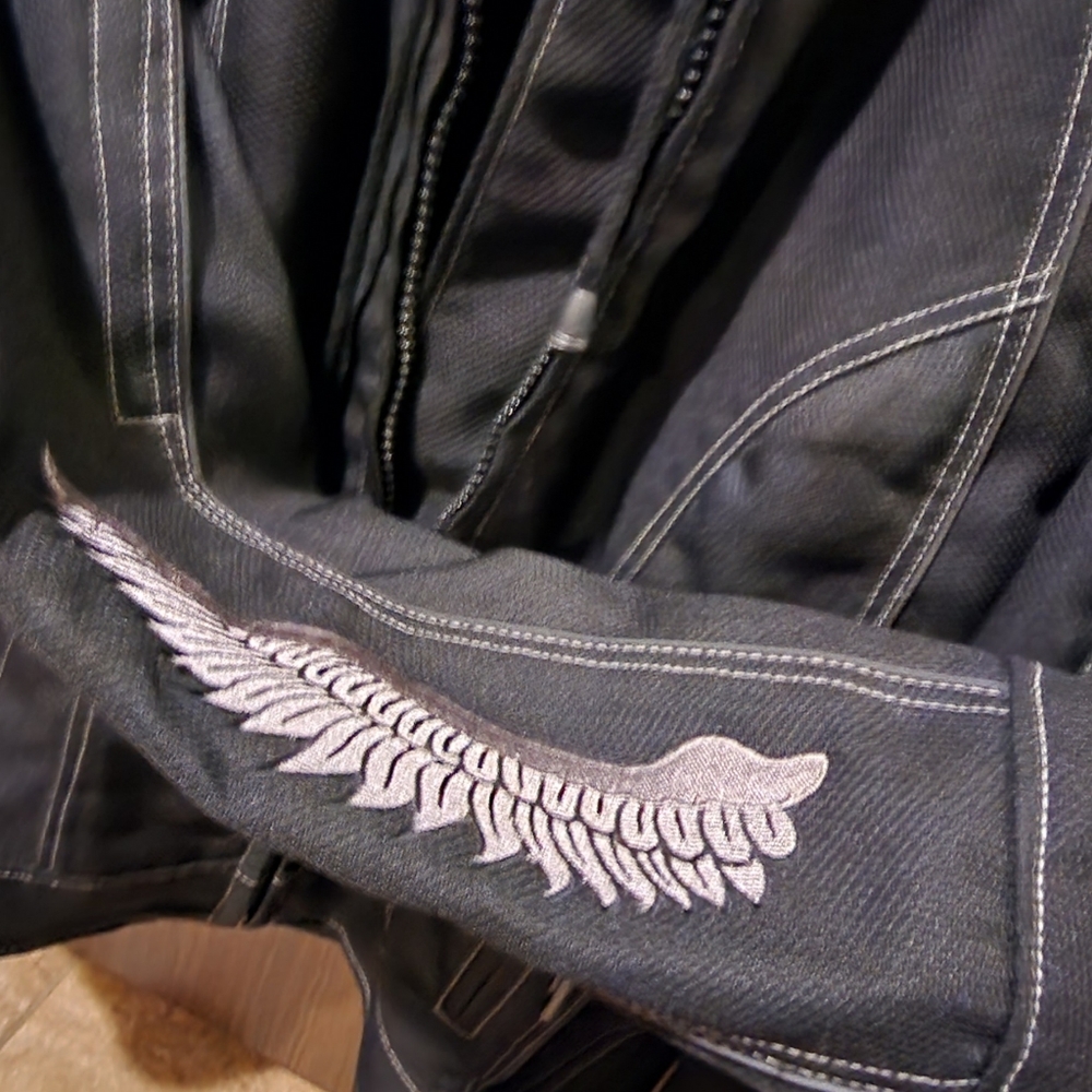 Women's Riding Jacket - Picture 4 of 4